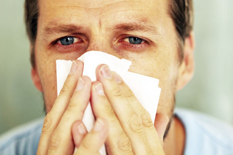 allergies oculaires, peuvent être, lentilles contact, peut également, affecter cornée