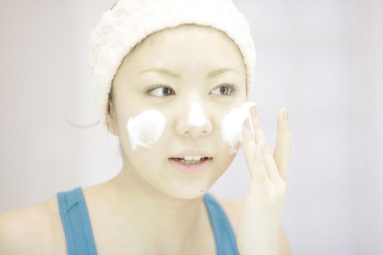crème solaire, votre peau, vous pouvez, contre acné, écran solaire, éliminer acné