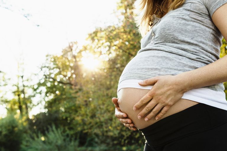 femmes enceintes, vitamines prénatales, enceintes allaitantes, femmes enceintes allaitantes, iode pendant