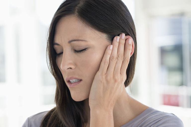 tube auditif, dans oreille, douleur oreille, oreille moyenne, causes douleur