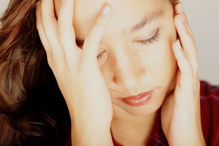 migraines menstruelles, sans aura, migraine menstruelle, pendant période, pendant période péri-menstruelle, période péri-menstruelle
